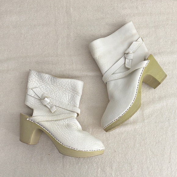 calou Shoes - Calou Stockholm Leather Cut Out Clog Boot